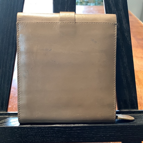 Rare Gucci Trifold Wallet w tortoiseshell snap closure & internal coin zip pouch - Picture 3 of 11